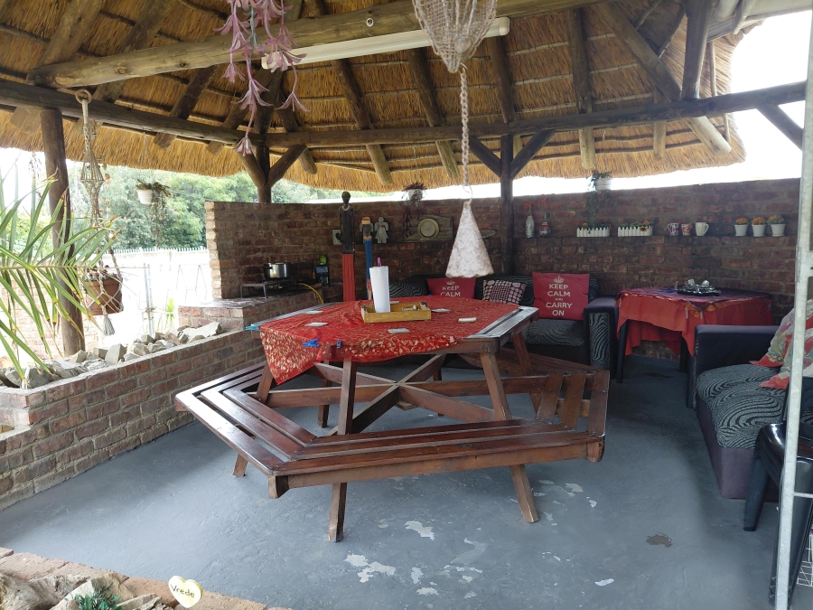 3 Bedroom Property for Sale in Bothasrus Eastern Cape